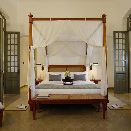 Amantaka Resort Luang Prabang Exteriör bild